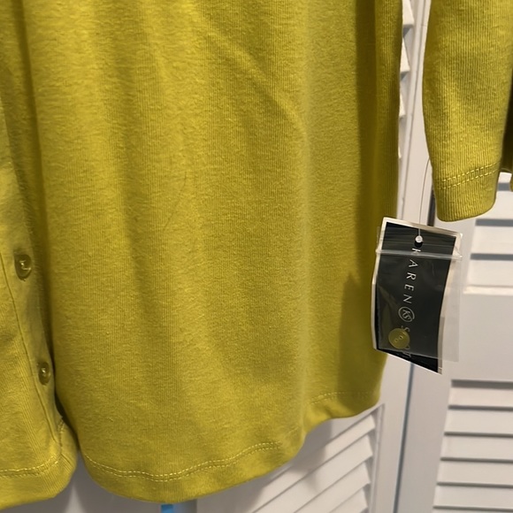Chartreuse knit Blouse. Karen Scott Large. NWT. 60% Cotton 49% Polyester. - Picture 3 of 6